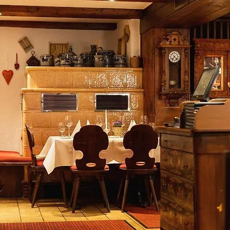 & Restaurant Belchenblick 뮌스테르탈