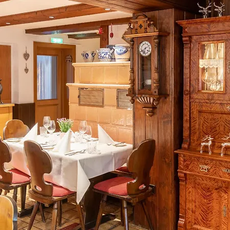 & Restaurant Belchenblick Hotel Münstertal