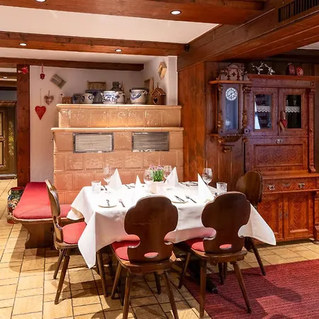 & Restaurant Belchenblick Münstertal