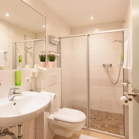 & Restaurant Belchenblick 호텔 *