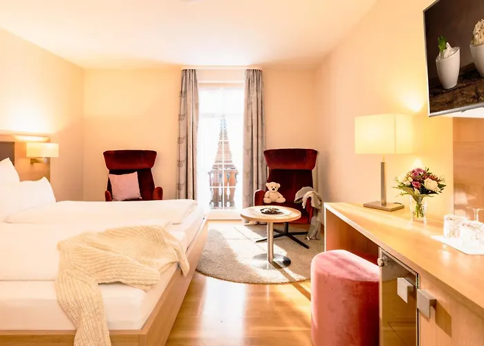 & Restaurant Belchenblick *