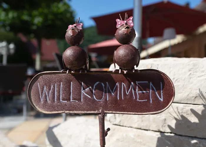 & Restaurant Belchenblick * Münstertal