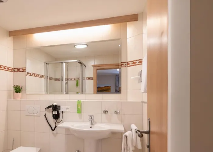 & Restaurant Belchenblick Hotel